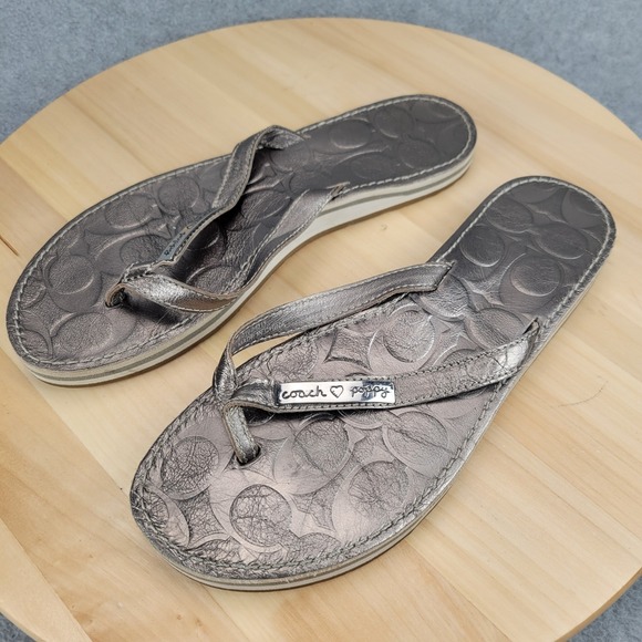 Coach Shoes - Coach Wilma Poppy Leather Sandals Flip Flops Size 7 Silver Metallic